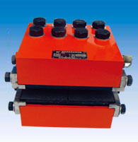 56c812a5aa580